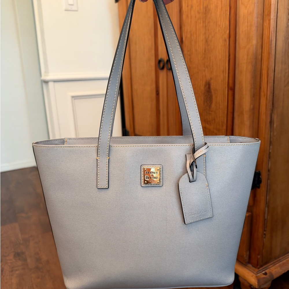Dooney & Bourke Light Gray Leather Tote with Logo Plaque
